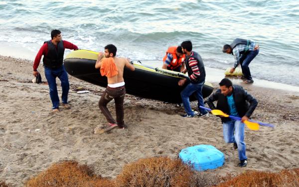 Umut yolculuğu çifte facia; 12 ölü, 2 kayıp var, 9 kişi de kurtuldu (3) - yeniden