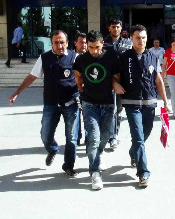 El Muhaberat adını kullanıp dolandırıcılık yapan 3 Suriyeli adliyede
