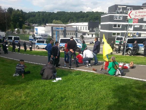 Almanya'da PKK sempatizanları ile Türkler arasında gerginlik...