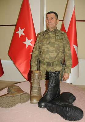 Yeni botlar komandoların ayağında