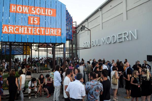 14. İstanbul Bienali açılış töreni İstanbul Modern’de gerçekleştirildi