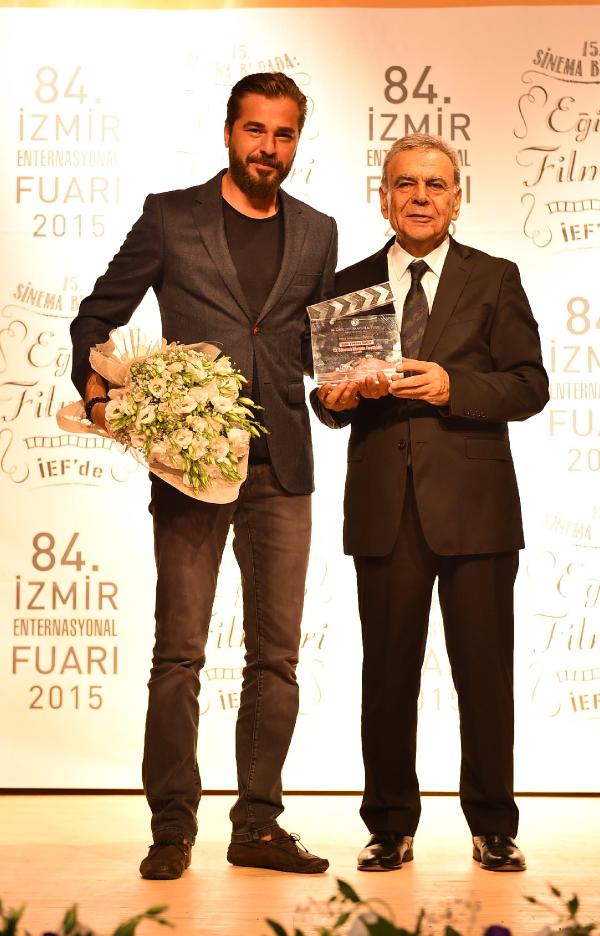 İzmir'de 'Sinema Burada Festivali' başladı