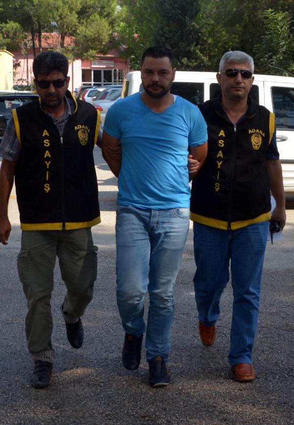 Kendini 'komiser' olarak tanıtıp sevgili olduğu kadını dolandırdı