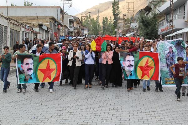 PKK'lı cenazesi taşıyan HDP Milletvekili Hezer'e soruşturma