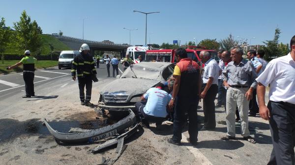 Otomobil takla attı, 17 yaşındaki sürücü yaralandı