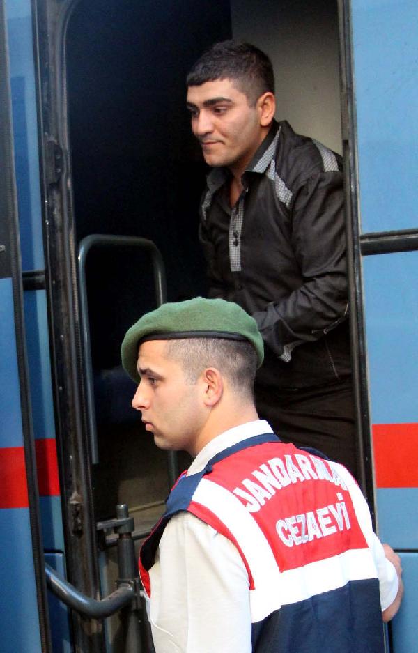 Mağdurun şikayetinden vazgeçmesi gasp sanığını kurtarmadı