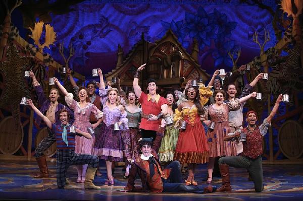 Broadway müzikallerinden "Güzel ve Çirkin" ilk kez Ankara'da