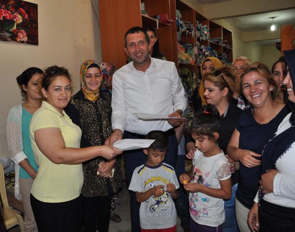 İslahiye'de kilim dokumayı öğrenen 25 genç kıza sertifika