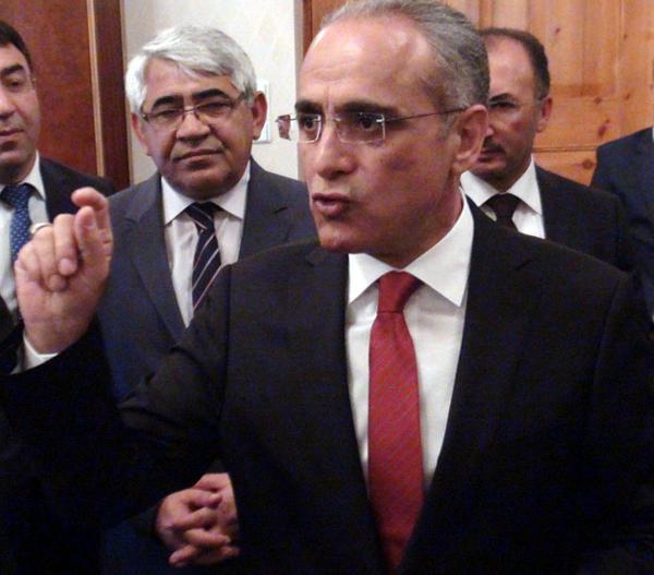 Bakan Topçu: Terörle mücadele noktasında mutlaka iradenizi tek başına bir iktidara yansıtın
