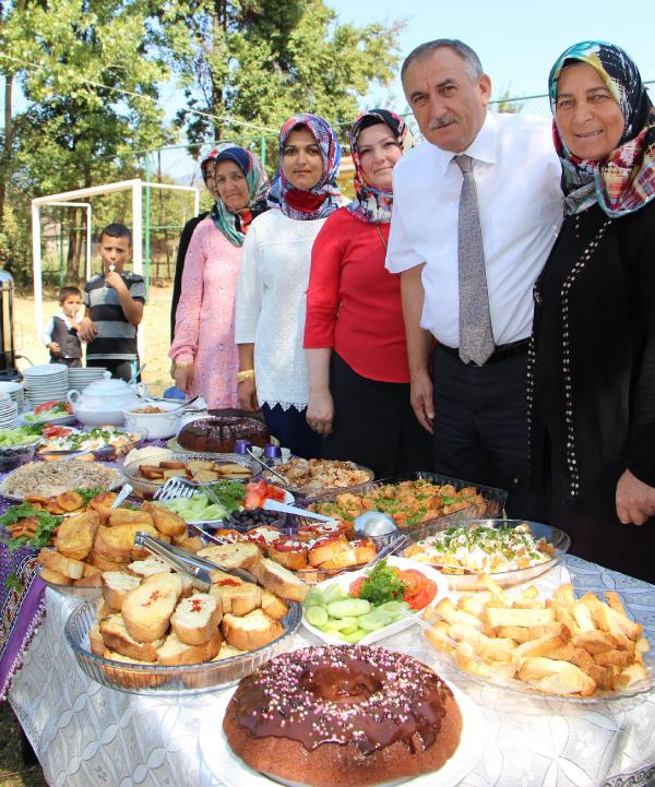 Bayat ekmeklere tat kattılar