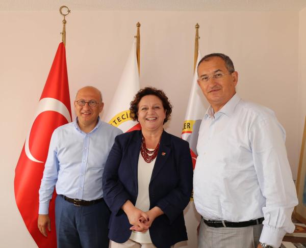 CHP'li Çakırözer: Basın Kartı Yönetmeliği İGC'yi hedef almıştır