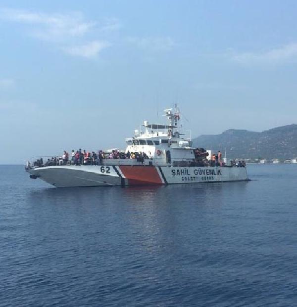 Ege Denizi'nde üç günde 1188 kaçak yakalandı
