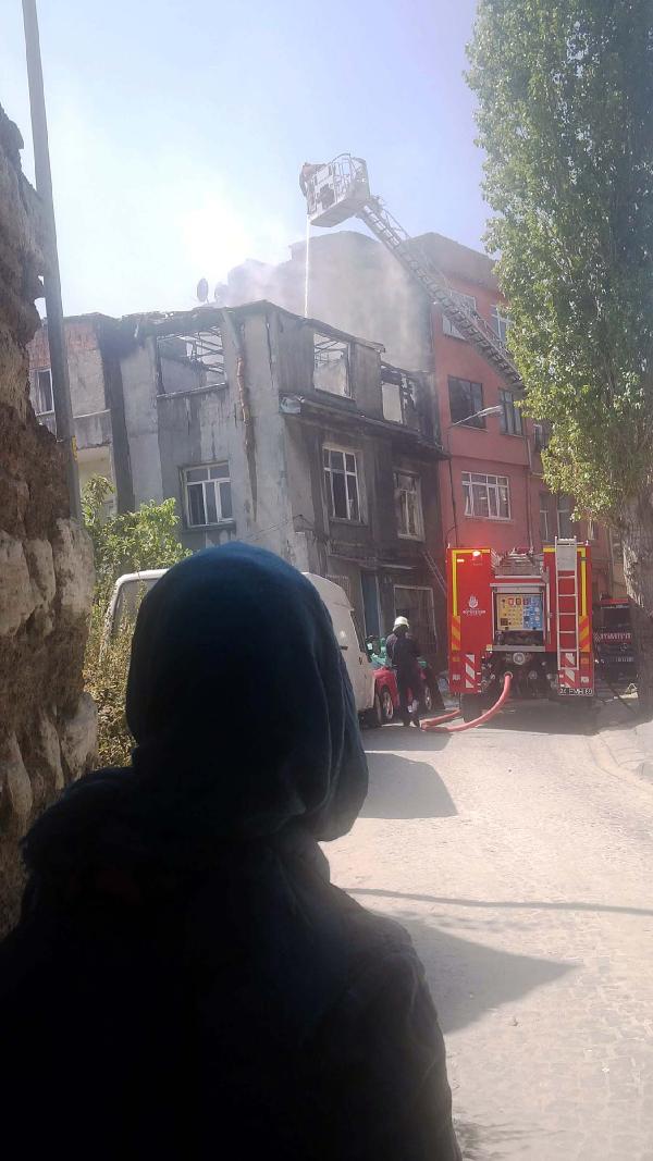 Sultanahmet'te yangın