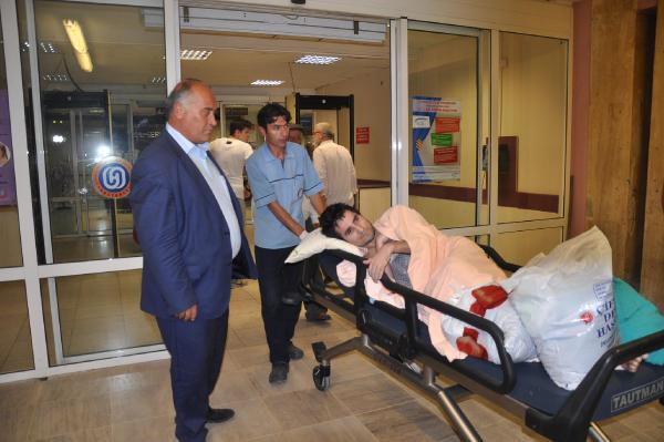 Belediye başkanı makam arabası ile hasta taşıdı