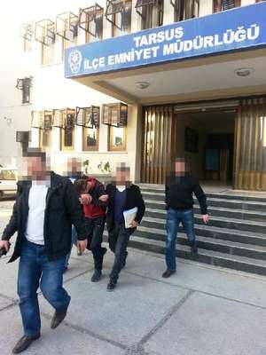 Hırsızlık şüphelisi, güvenlik kamerası görüntülerinden yakalandı