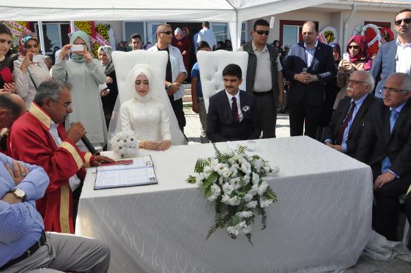 Bakan Avcı, başkanı olduğu Türk Dünyası Vakfı'nın logosunu tanıttı (2)