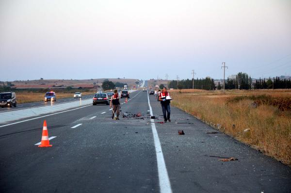 Çanakkale’de katliam gibi kaza: 5 ölü, 1 yaralı