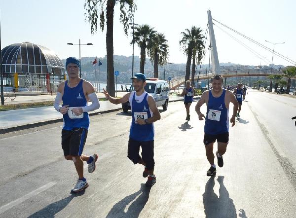 İzmir'de 9 Eylül maratonu koşuldu