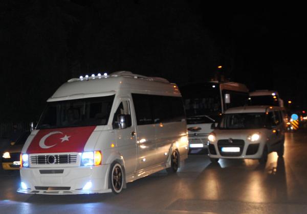 Eskişehir'de 500 araçlık konvoyla terör lanetlendi