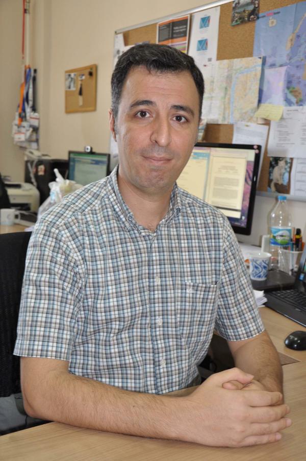 Doç. Dr. Şeker: Suriyeli göçmenlere yaklaşım sosyal adaleti bozmamalı