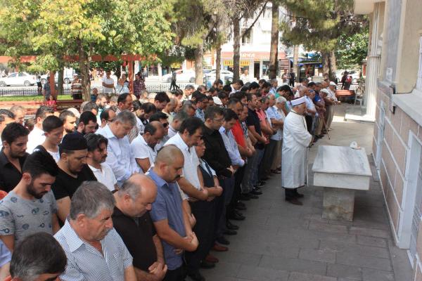 Denizli'de şehitler için gıyabi cenaze namazı