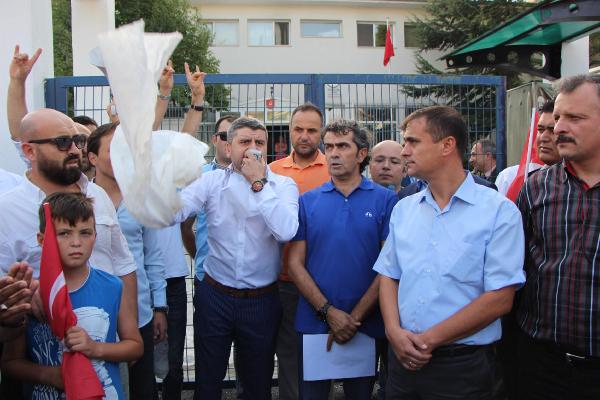 Gönüllü asker olmak dilekçe verdiler