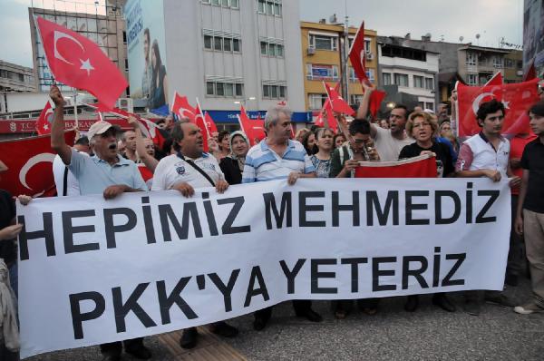 Yalova’da düzenlenen yürüyüşle Dağlıca’daki terör saldırısı protesto edildi