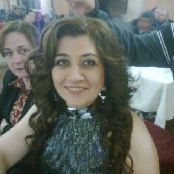 Trenin altında kalan kadın hayatını kaybetti