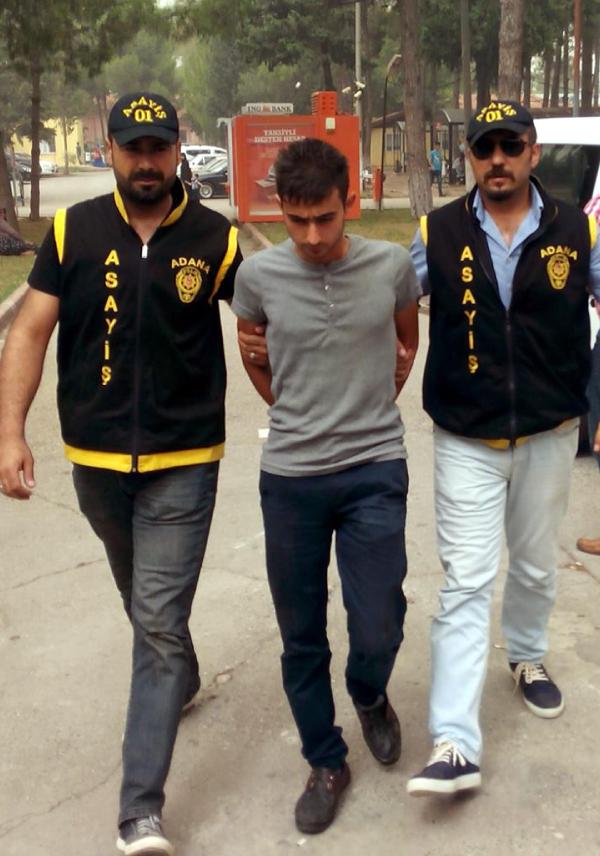 Akaryakıt istasyonunda silahlı soygun pazarlığı
