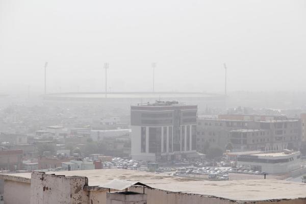 Şanlıurfa’da toz bulutu hayatı olumsuz etkiledi