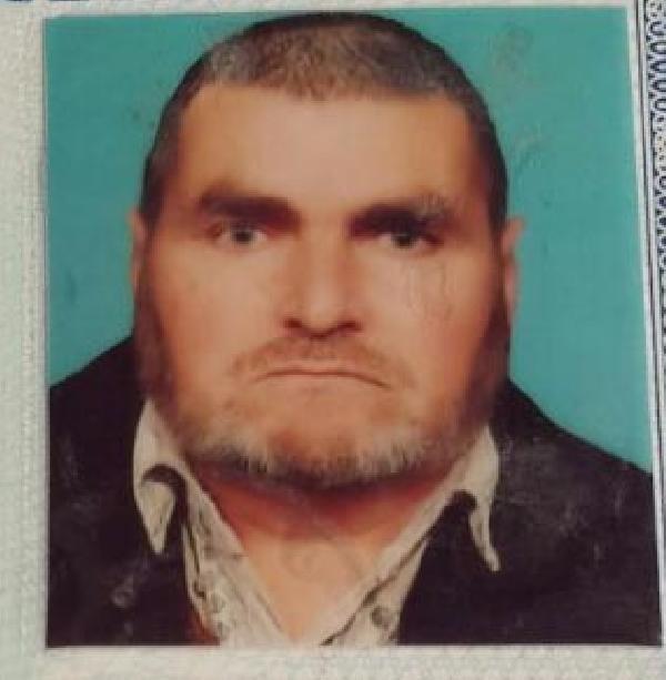 Traktör devrildi, sürücü öldü