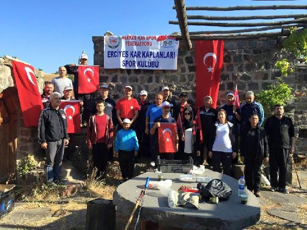 Erciyes Kar Kaplanları'ndan Serçel Yaylası'nda terör protestosu