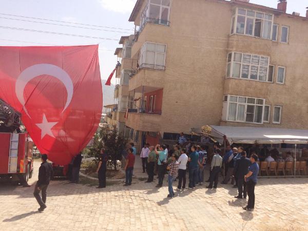 Kahramanmaraşlı şehit başkomiserin evinde yas