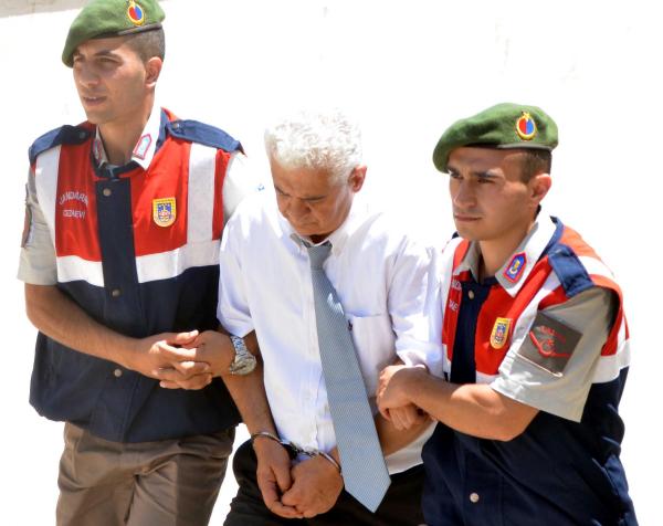 Öğrencilerine cinsel tacizden yargılanan öğretmene 50 yıl hapis cezası