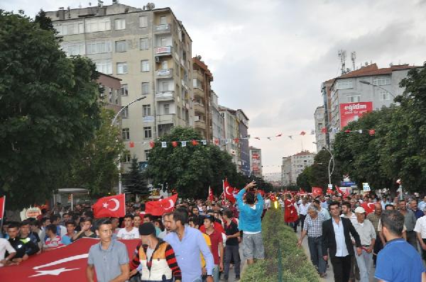 Çorum'da HDP İl binasına taşlı saldırı