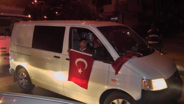 Gölbaşı'nda teröre tepki konvoyu