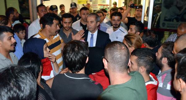 Şehit polisler Iğdır'dan gece yarısı uğurlandı