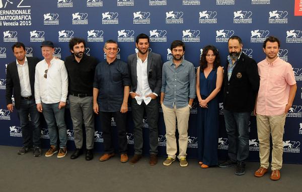 Abluka’nın yönetmeni: “Filmi çekerken, filmdeki dünyada bulduk kendimizi”