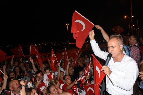 Büyükçekmece'de "teröre lanet" yürüyüşü