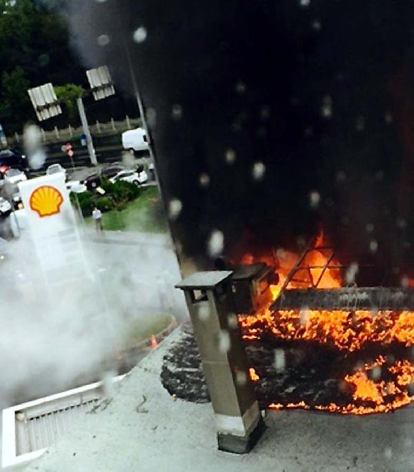 Maslak'ta film şirketinde korkutan yangın