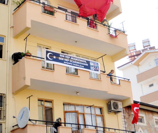 Dağlıca şehidi Uğur Yıldız'ın cenazesinde gözyaşları sel oldu (2)