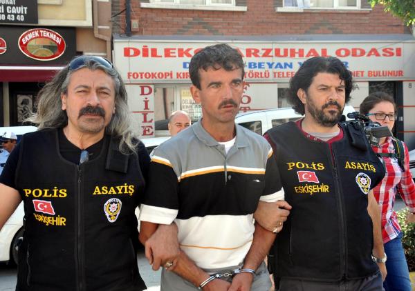 Minibüste cinayetin şüphelisi yakalandı