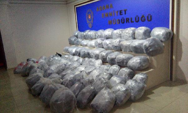 Soğan çuvalları arasından 441 kilo esrar çıktı