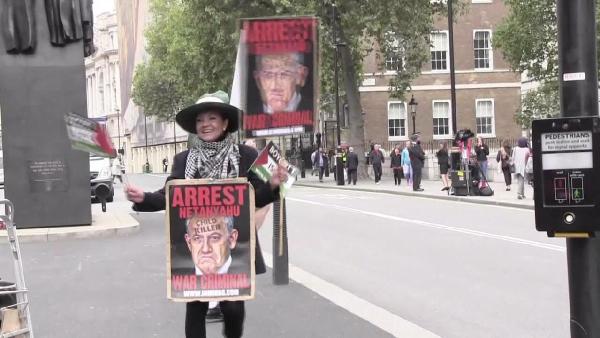 İsrail Başbakanı Netanyahu, Londra'da protesto edildi