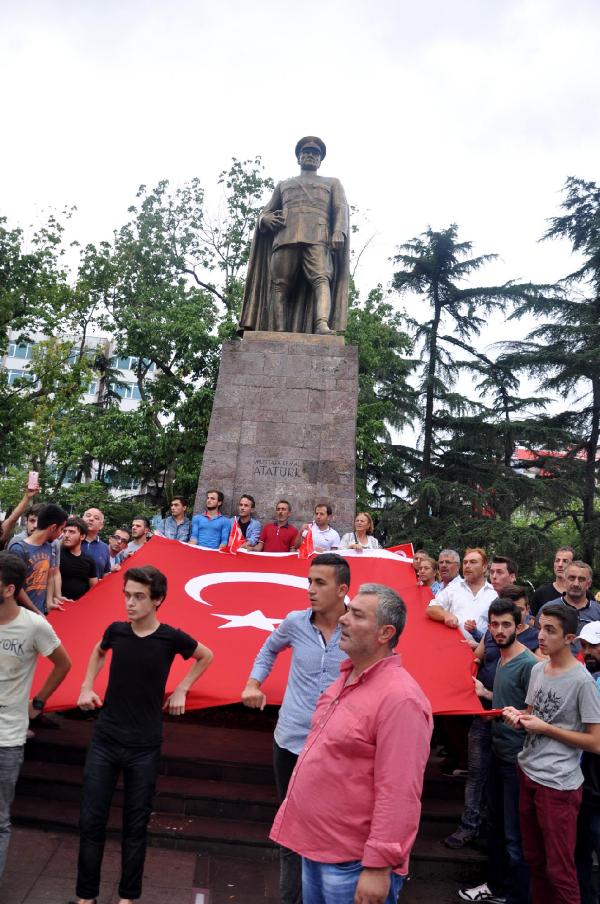 Trabzon’da teröre tepki yürüyüşü