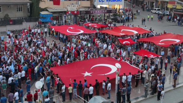 Kilis'te teröre tepki yürüyüşü
