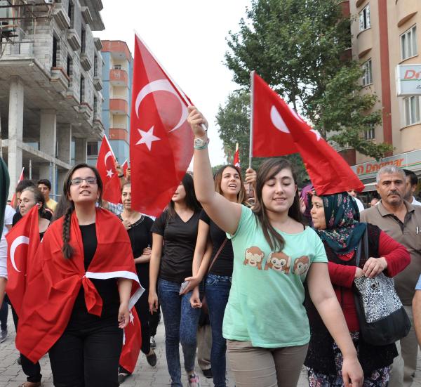 İslahiye'de STK'lardan teröre tepki yürüyüşü