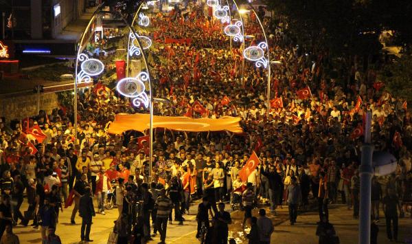 Bolu'da 10 bin kişilik terör protestosu