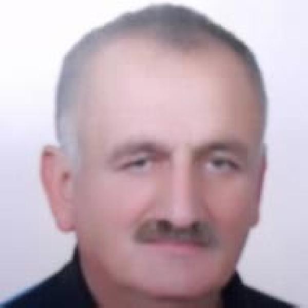 Direksiyon başında kalp krizi geçirip öldü