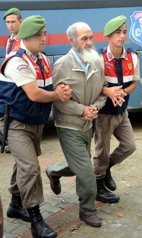 Kahveciyi, çay vermediği için öldürmüş